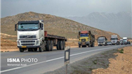 ادامه تلاش ها برای حل مشکل توقف کامیون‌داران در مرز مهران