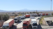 بار دیگر صادرات کالا از مرز مهران از سر گرفته شد
